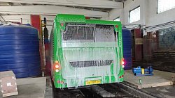 В Челябинске приступили к усиленной мойке общественного транспорта