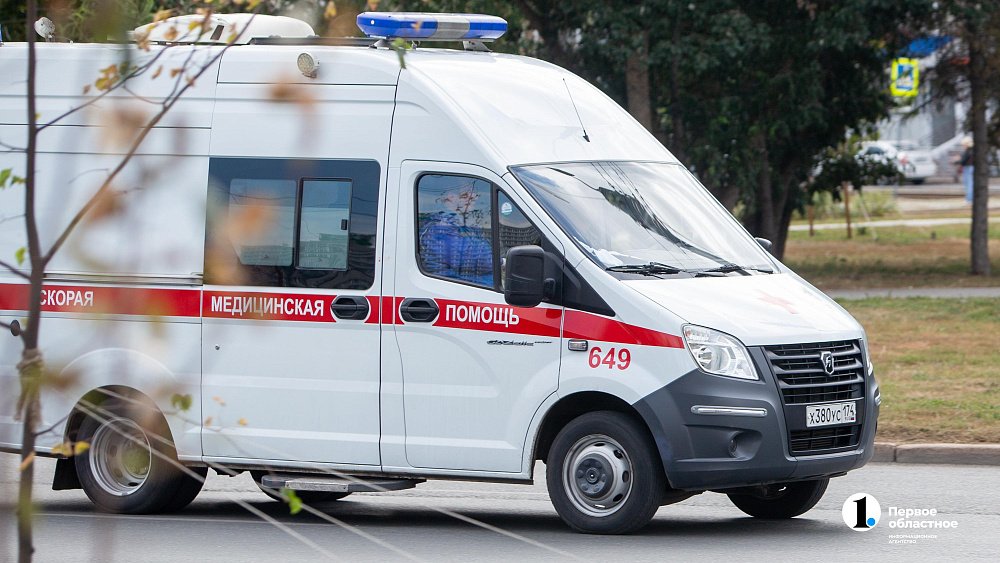 Тело молодого человека обнаружили под окнами многоэтажки в Челябинске