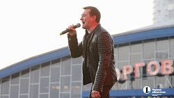 В празднованиях Дня Победы в Челябинске приняли участие более ста тысяч горожан