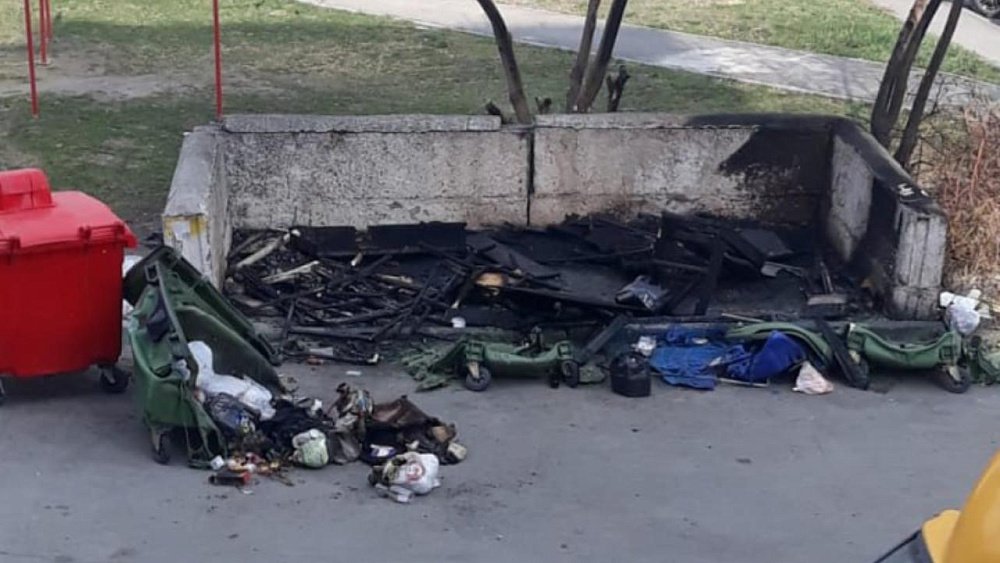 В Челябинске полицейские установили личность 8‑летнего поджигателя мусорных контейнеров