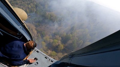 В Курганской, Свердловской и Тюменской областях ликвидировали пожары, угрожающие населенным пунктам