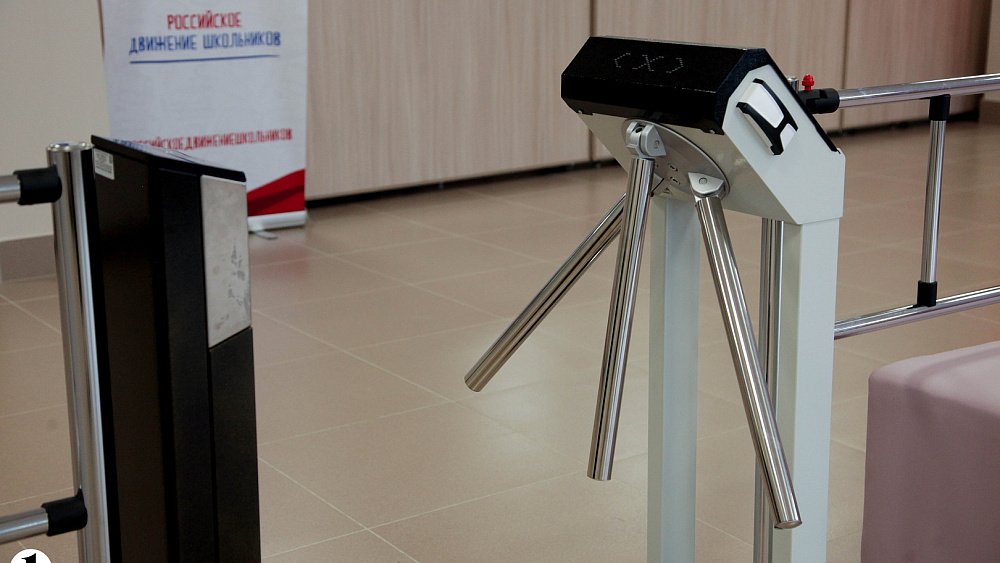 В две челябинские школы поступили сообщения о минировании