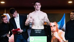 В Челябинске прошло медийное взвешивание участников турнира по боксу «Битва на Урале»