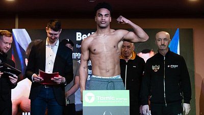 Кубинский боксер переехал жить в Челябинск ради карьеры, а не красивых женщин