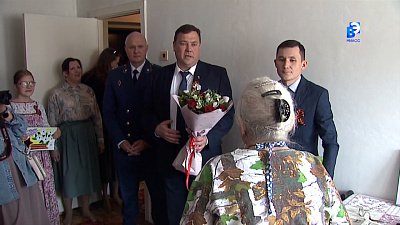 Администрация Миасса поздравила ветеранов войны