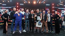 Боксер Марк Петровский нокаутировал Алехандро Соса на турнире в Челябинске