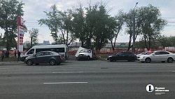 «Газель» врезалась в иномарку на северо-западе Челябинска