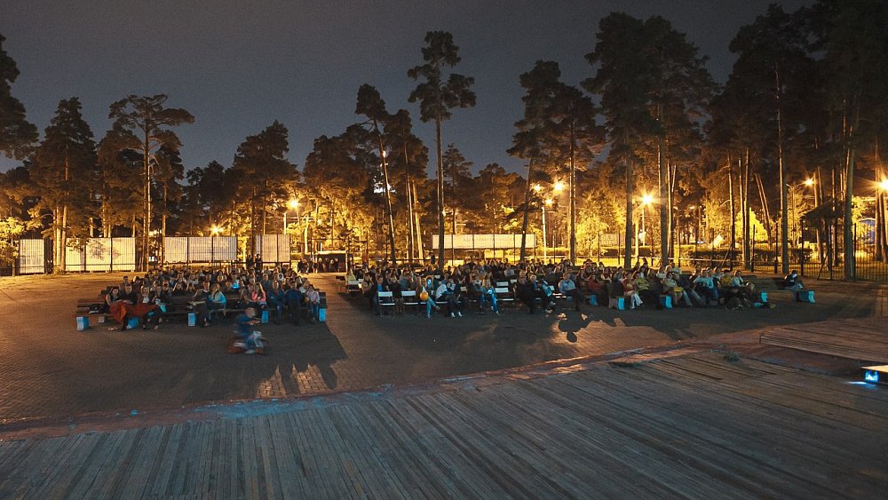 В летнем кинотеатре парка Гагарина в Челябинске покажут советскую классику и патриотические фильмы