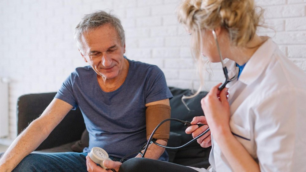 Какое давление гипотоников указывает на развитие гипертонии