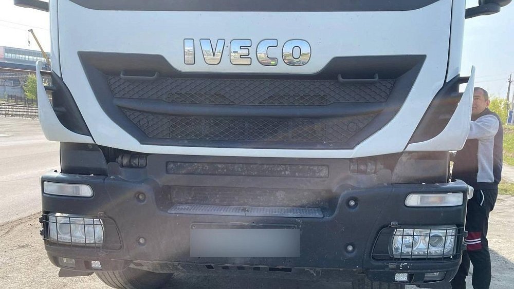 В Миассе сотрудник предприятия угнал грузовик, чтобы добраться до дома