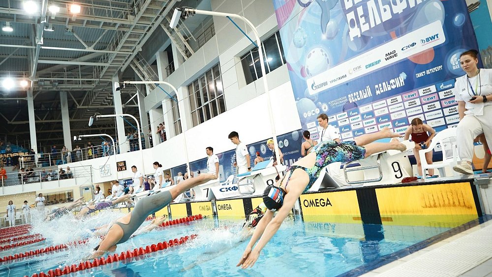 Челябинские пловцы стали призерами всероссийских соревнований «Веселый дельфин»