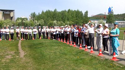 Городской фестиваль северной ходьбы состоялся в Миассе