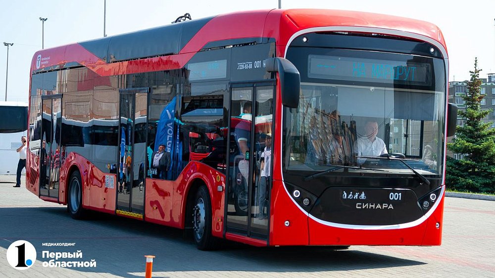 Новый челябинский троллейбус прокатил первых пассажиров