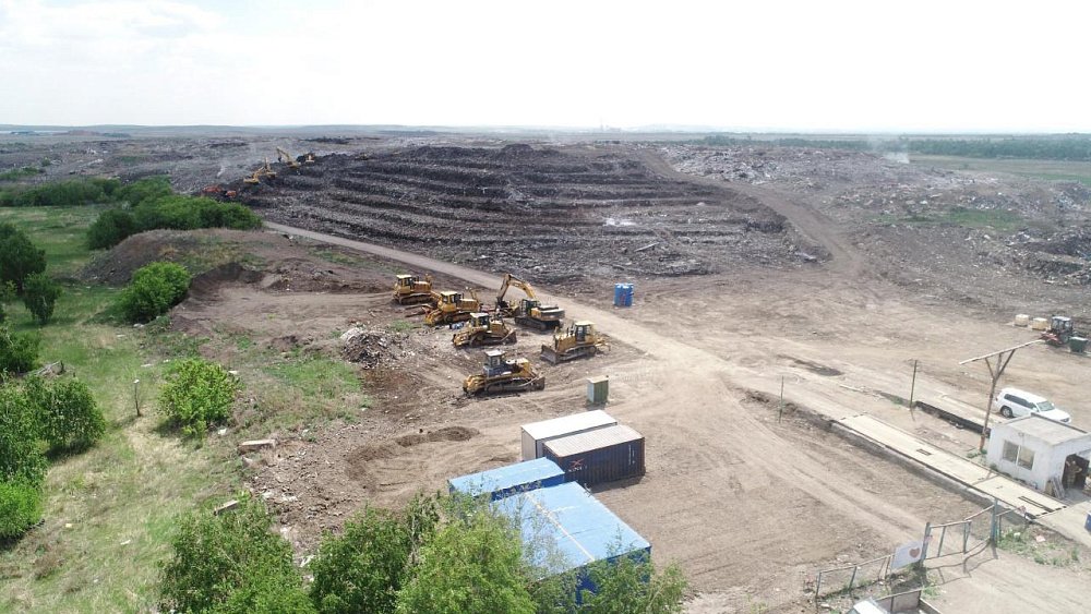 В четырех городах Челябинской области начали расчистку старых свалок