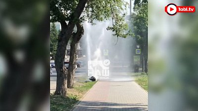 В Челябинске забил коммунальный фонтан