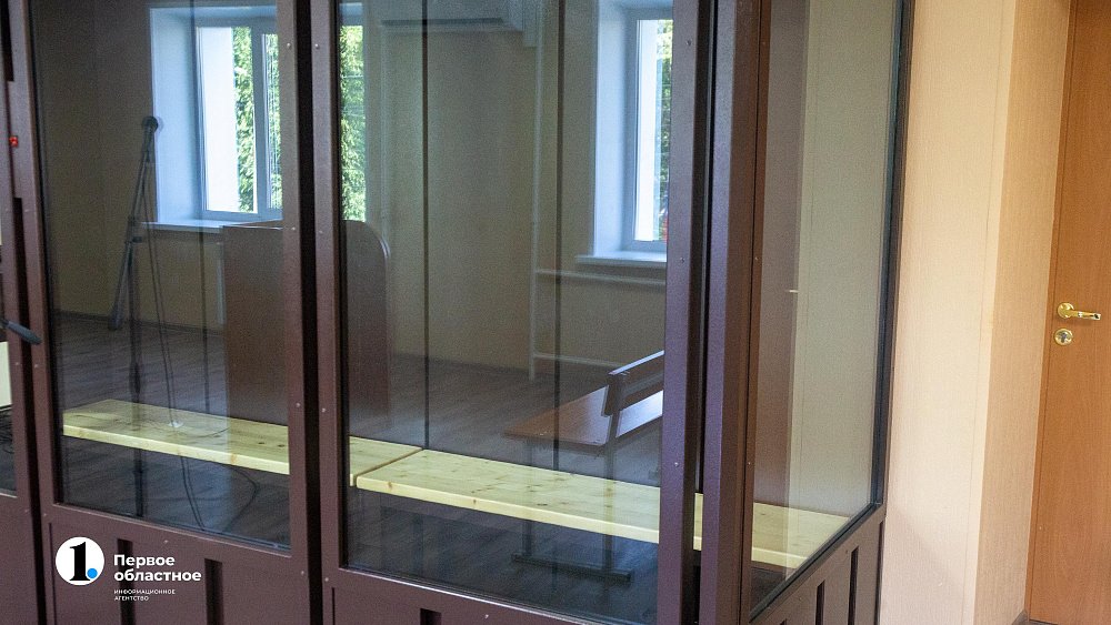 В Челябинске отправили в СИЗО мужчину, выбросившего новорожденного ребенка в мусорный бак