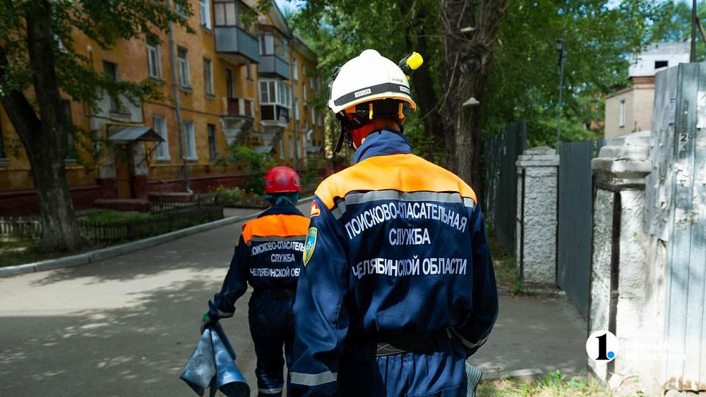 Мужчина упал в колодец глубиной 7 метров в Челябинске