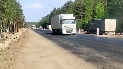 В Челябинской области на трассе М-5 замедлено движение из-за ремонта дороги