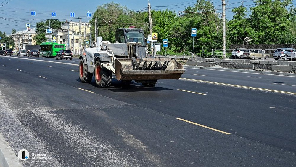 Дорогу в центре Челябинска сдадут на год раньше срока