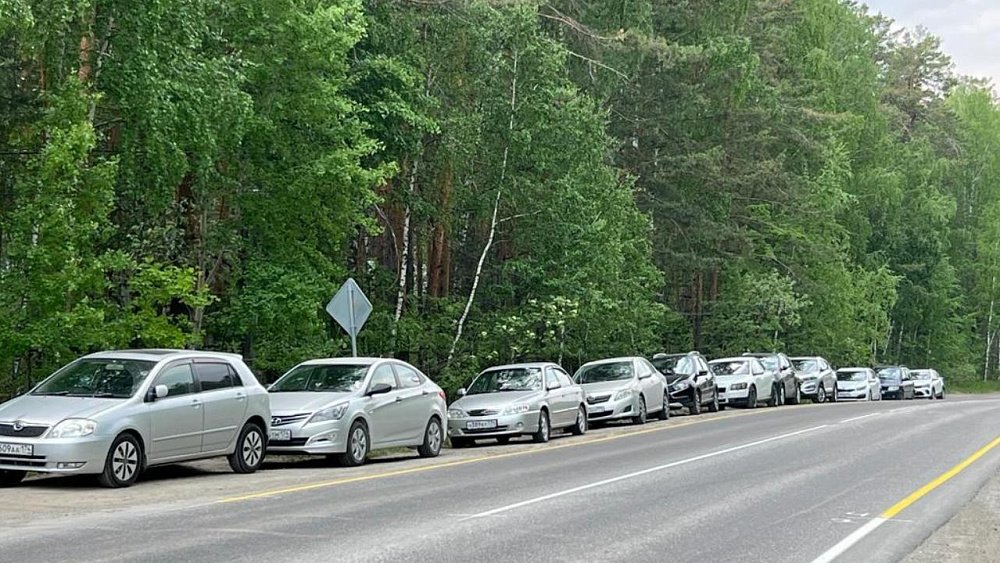 В Челябинской области эвакуаторы заберут машины, стоящие у обочины курортной зоны