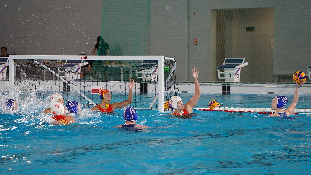 Ватерполистки сборной России сыграли два товарищеских матча с командой Китая