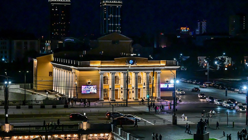 Зал филармонии в Челябинске закроют на все лето