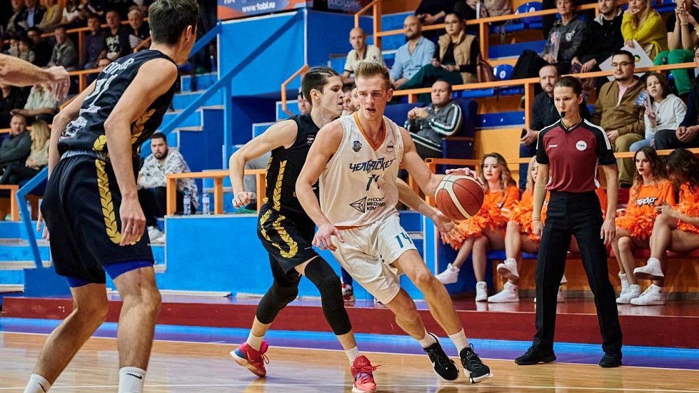 Баскетбольный клуб «Челбаскет» продлил контракт с воспитанником Никитой Перцевым