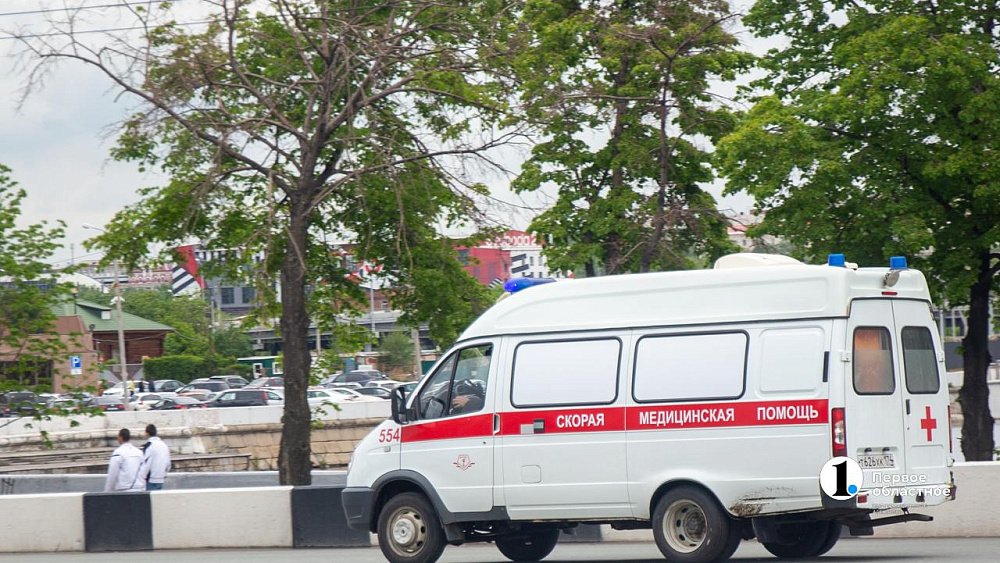 В Челябинской области двухлетняя девочка погибла, упав с балкона третьего этажа