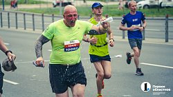 1200 участников собрал легкоатлетический полумарафон «Забег.РФ» в Челябинске