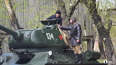Фильм про уральских танкистов переведут на четыре языка