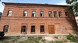 В Челябинске закончили реставрацию Дома офицеров на Цвиллинга