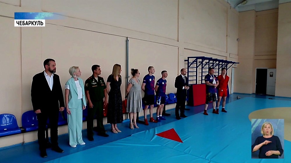 В Чебаркульской школе самбо поменяли покрытие