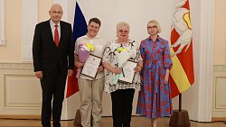 Студентов колледжей и аспирантов наградили на торжественном приеме в правительстве Челябинской области