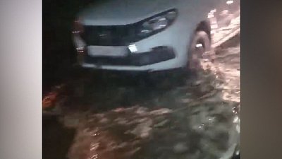 Последствия мощной грозы в городах Челябинской области