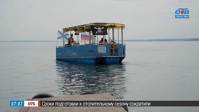 Прогулки по воде в сюжете «Экскурсии по озеру Смолино»