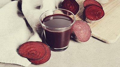 Защитить от сердечного приступа может сок свеклы