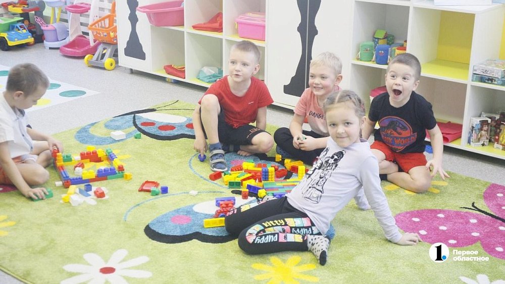 Мэрия раздала 10 тысяч путевок в детские сады Челябинска