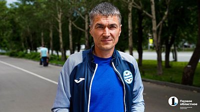 Футбольный клуб «Челябинск» объявил об уходе главного тренера Виктора Булатова