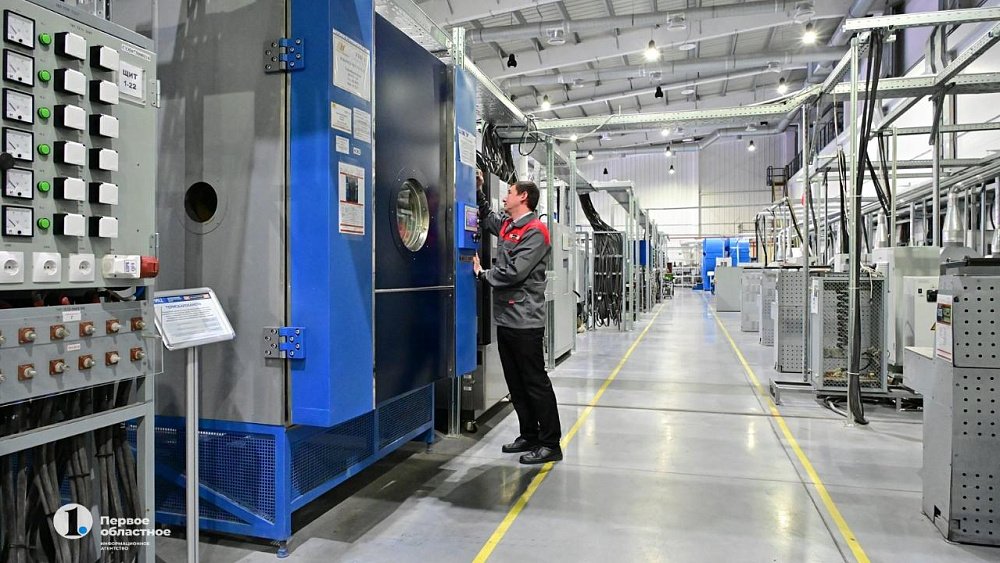 В Челябинской области наставникам на предприятиях ОПК заплатят за обучение молодых сотрудников