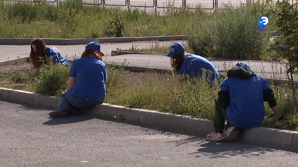 «Их труд — крут!»: в Миассе начали работу трудовые отряды