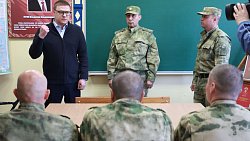 Алексей Текслер передал служащим военной части Озерска специальное оборудование