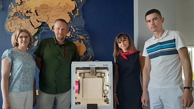 Работники «ММК-Метиз» начали копировать импортные запчасти на 5D-принтере