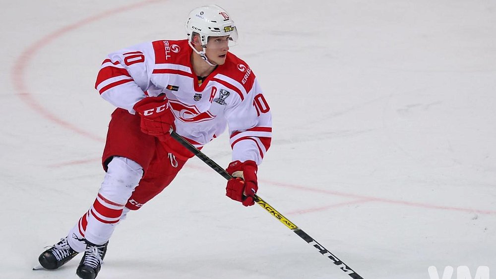 Хоккейный клуб «Металлург» подписал краткосрочный контракт с Дмитрием Силантьевым