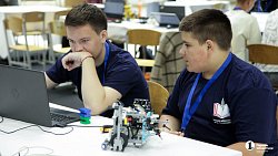 В Челябинске Робототехническая олимпиада собрала юных разработчиков из 41 региона страны
