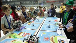 В Челябинске Робототехническая олимпиада собрала юных разработчиков из 41 региона страны