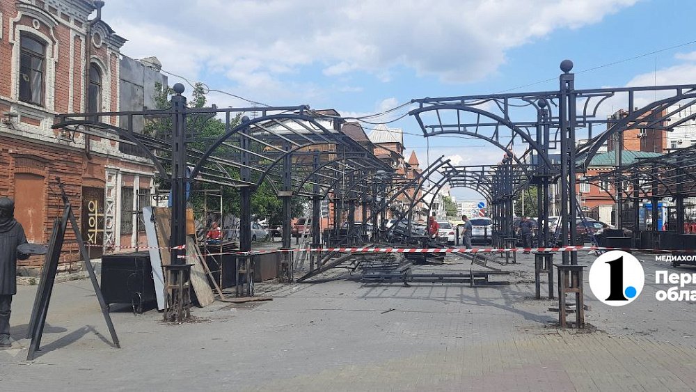 В центре Челябинска демонтируют торговые ряды