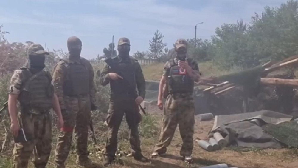 Южноуральские артиллеристы попросили «Буханку» в зону СВО