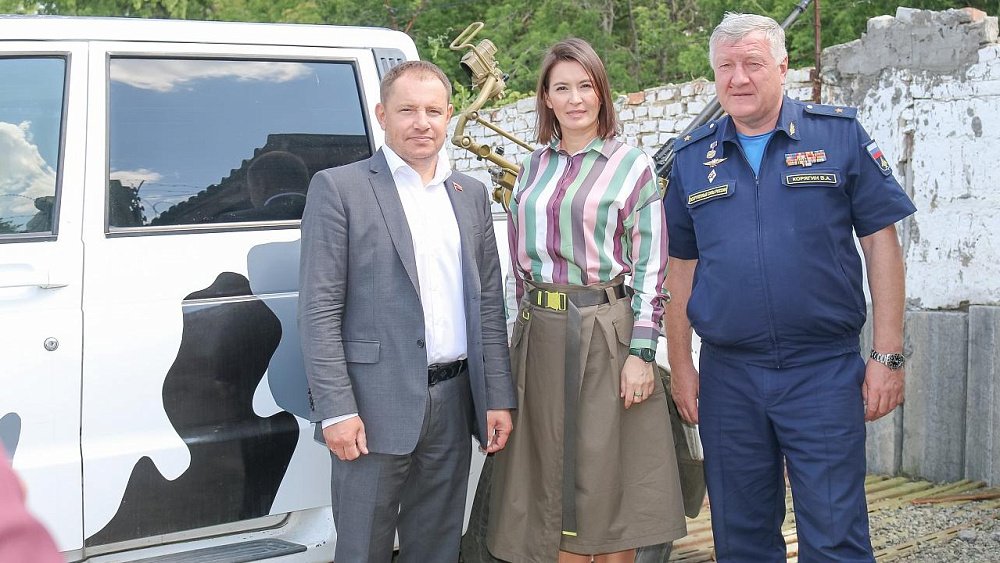 Челябинская авиабаза получила внедорожники для охраны аэродрома