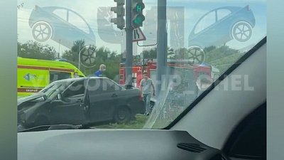 В Челябинске авария двух легковых автомобилей попала на видео