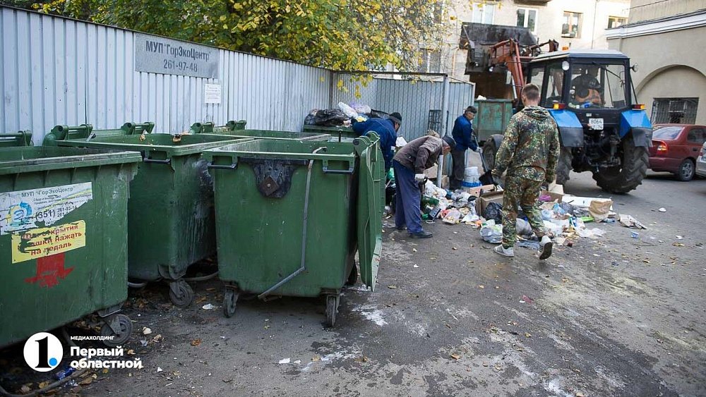 В Челябинске мусорных баков почти на 1,5 тысячи меньше необходимого
